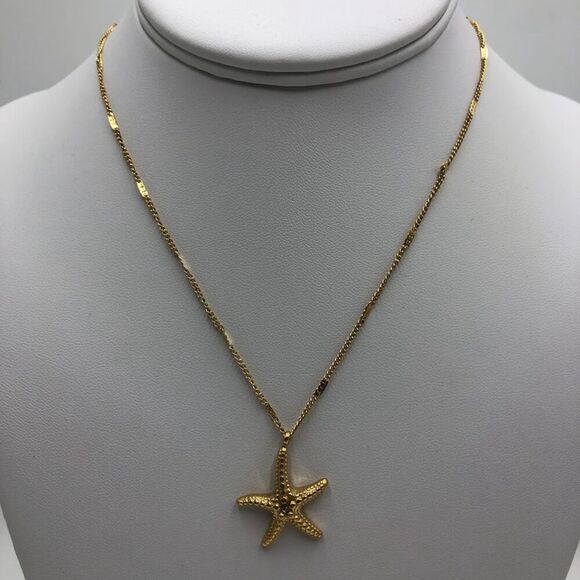 18K Gold Plated Women's Starfish Necklace with Cubic Zirconia Center Waterproof - Picture 5 of 12